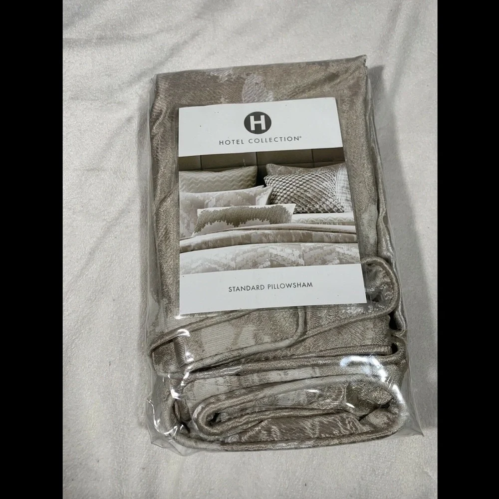 Hotel Collection new $120